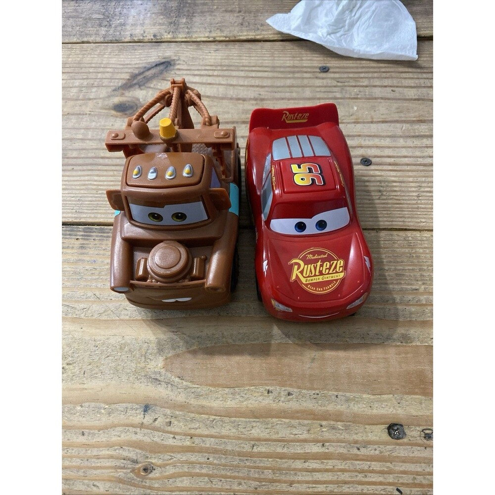 Disney Pixar Cars Lightning McQueen Mater Talking Cars 15+ Sounds